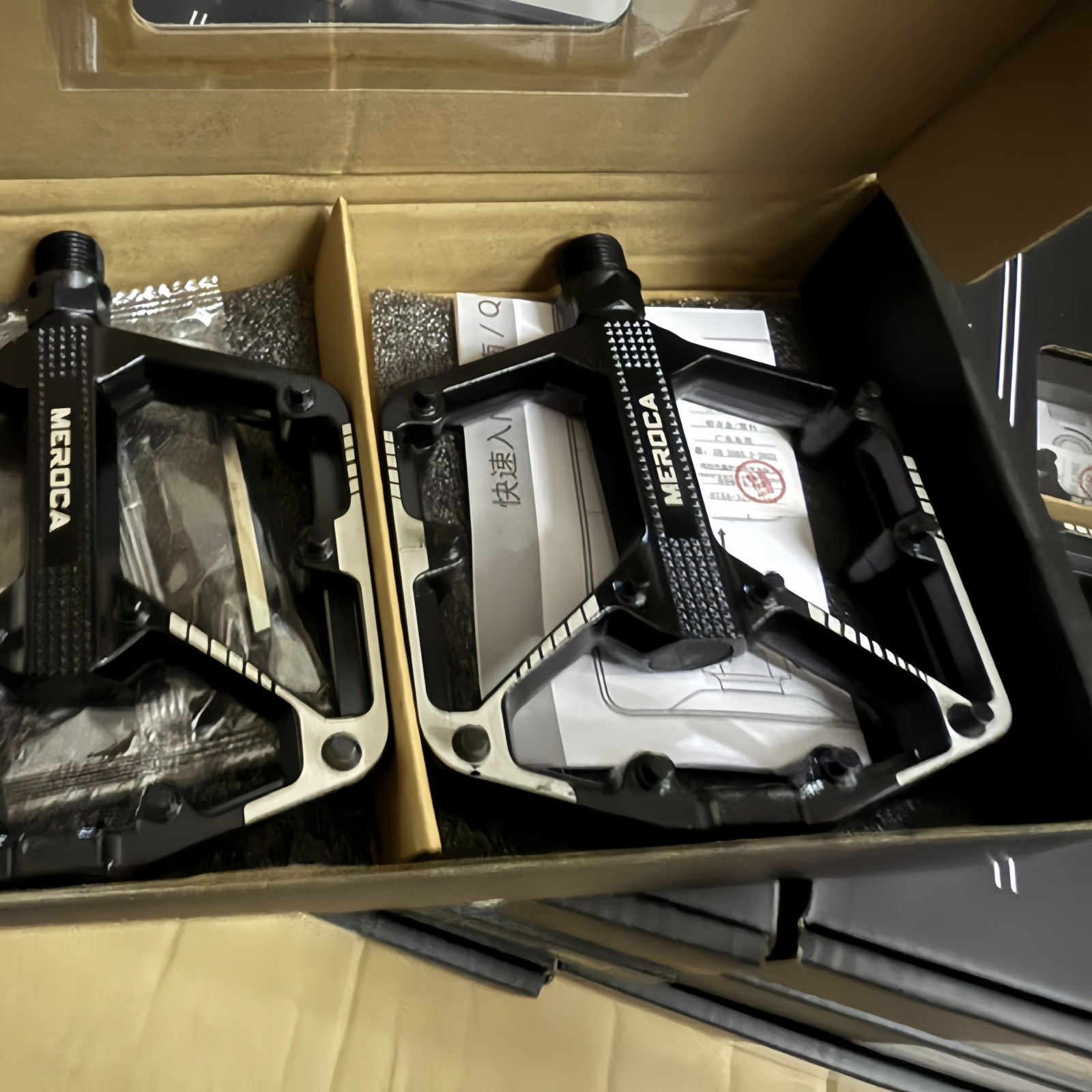 Fit MTB Road Bike Aluminum Pedals Lightweight Widen 9/16″ Bearing Pedal