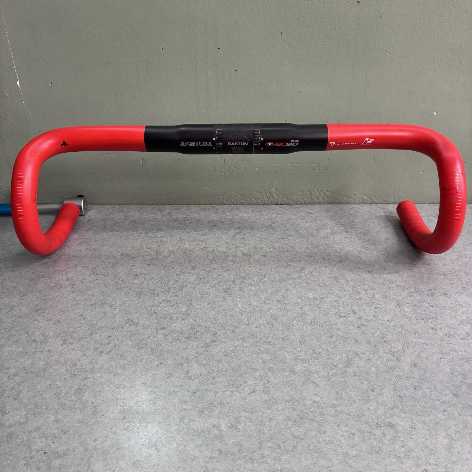 EASTON EC90 SLX3 Carbon Handlebar 44cm 31.8mm 200 Grams! 75mm Reach – 130mm Drop