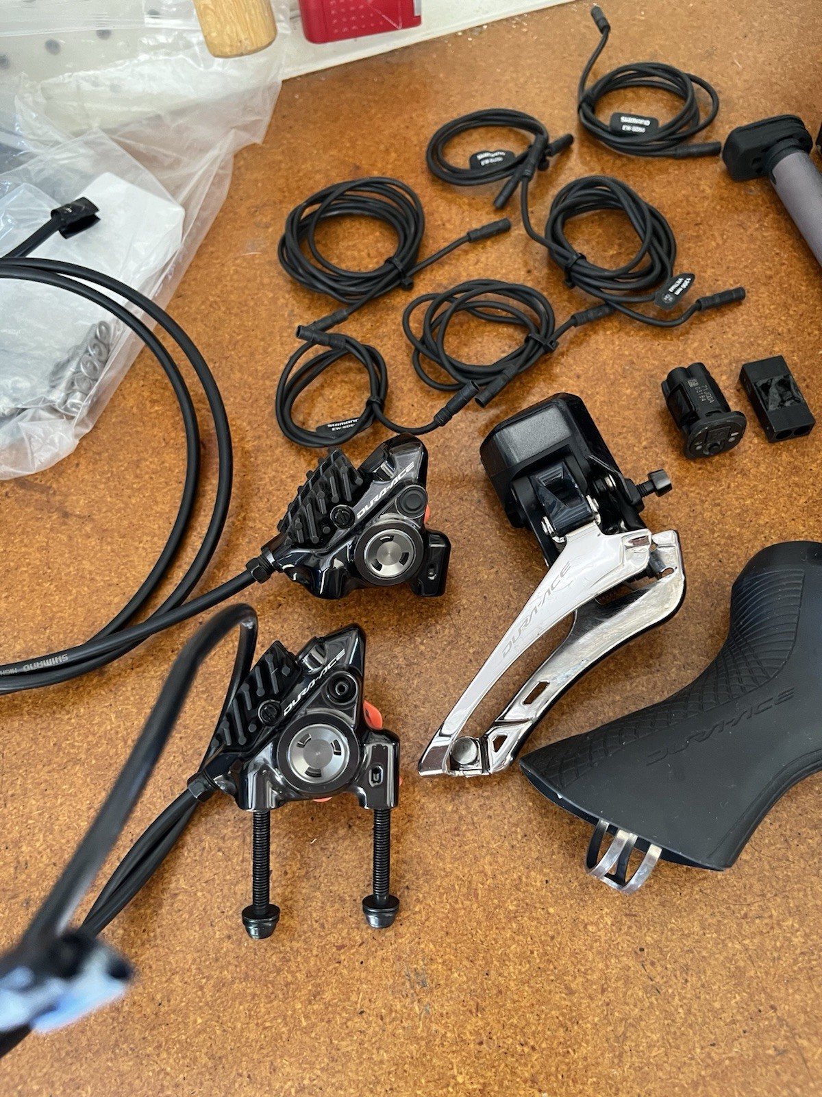 Shimano Dura-Ace R9170 Di2 Hydraulic Disc Groupset 11-speed New RD +YBN Ti Chain