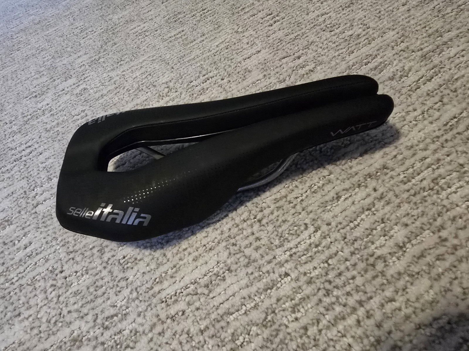 Selle Italia Watt TI316 Gel Superflow Triathlon TT Saddle, U3 133 mm