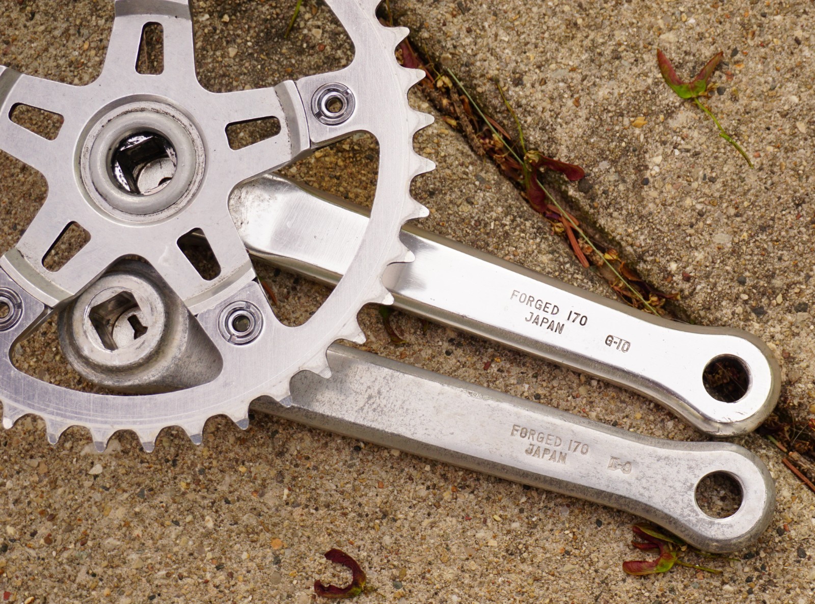 Sugino Super Maxy Crankset 170 Vintage Old School BMX Cranks 39T 1980s Dust Caps