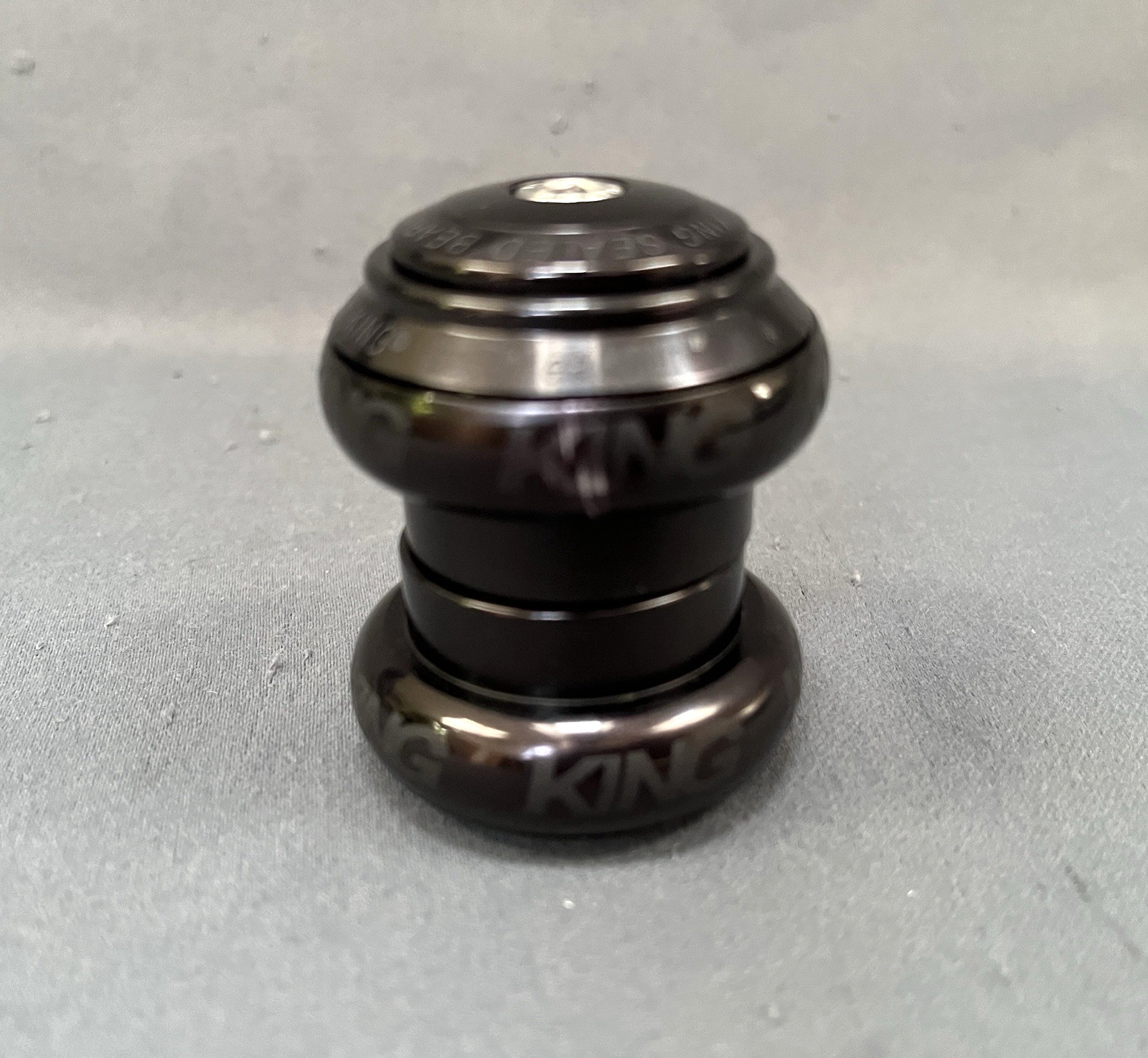 Chris King NoThreadSet 1-1/8″ Threadless Headset Black Sotto Voce Complete