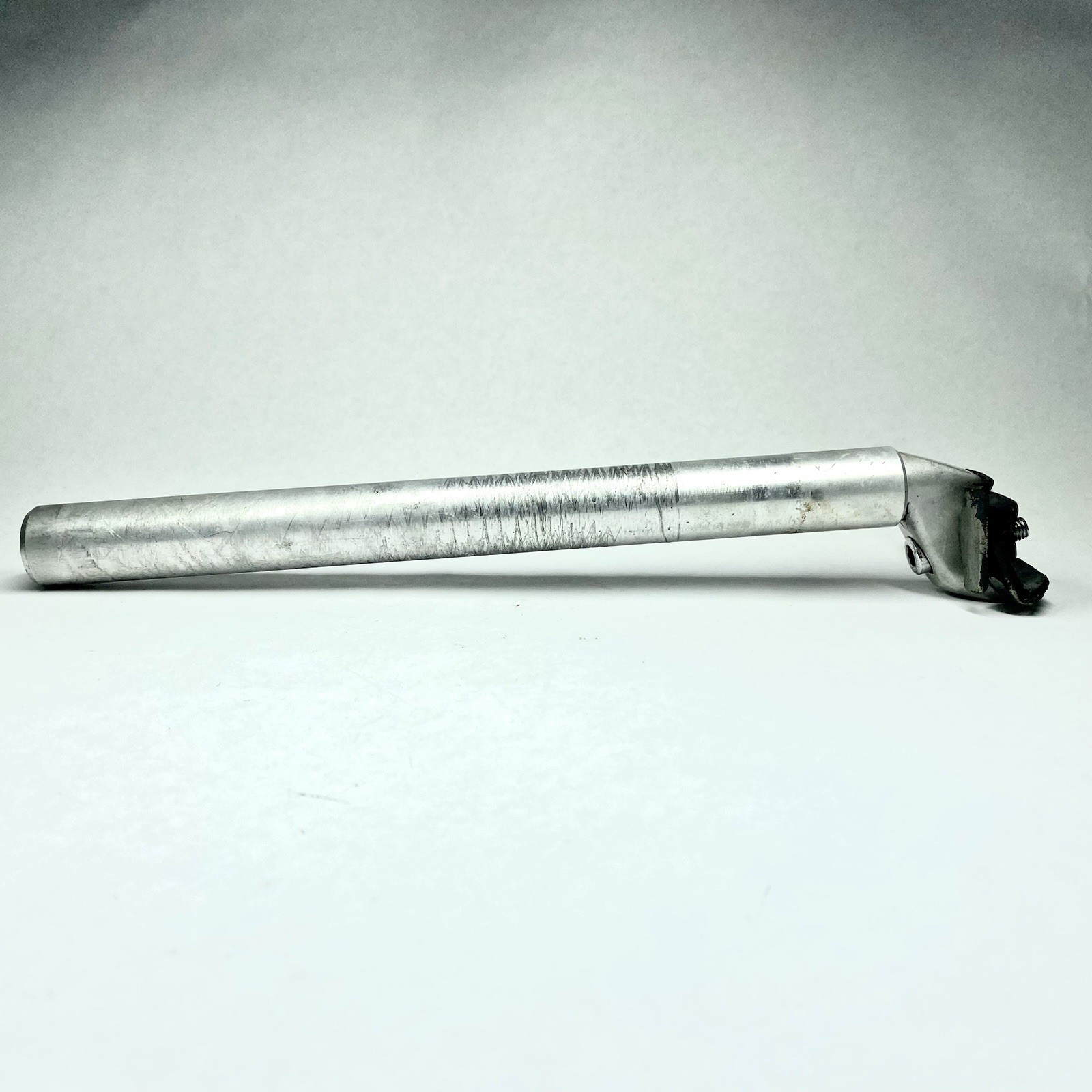 Kalloy Aluminum Seatpost 26.0mm x 275mm Single Bolt Vintage MTB Trek