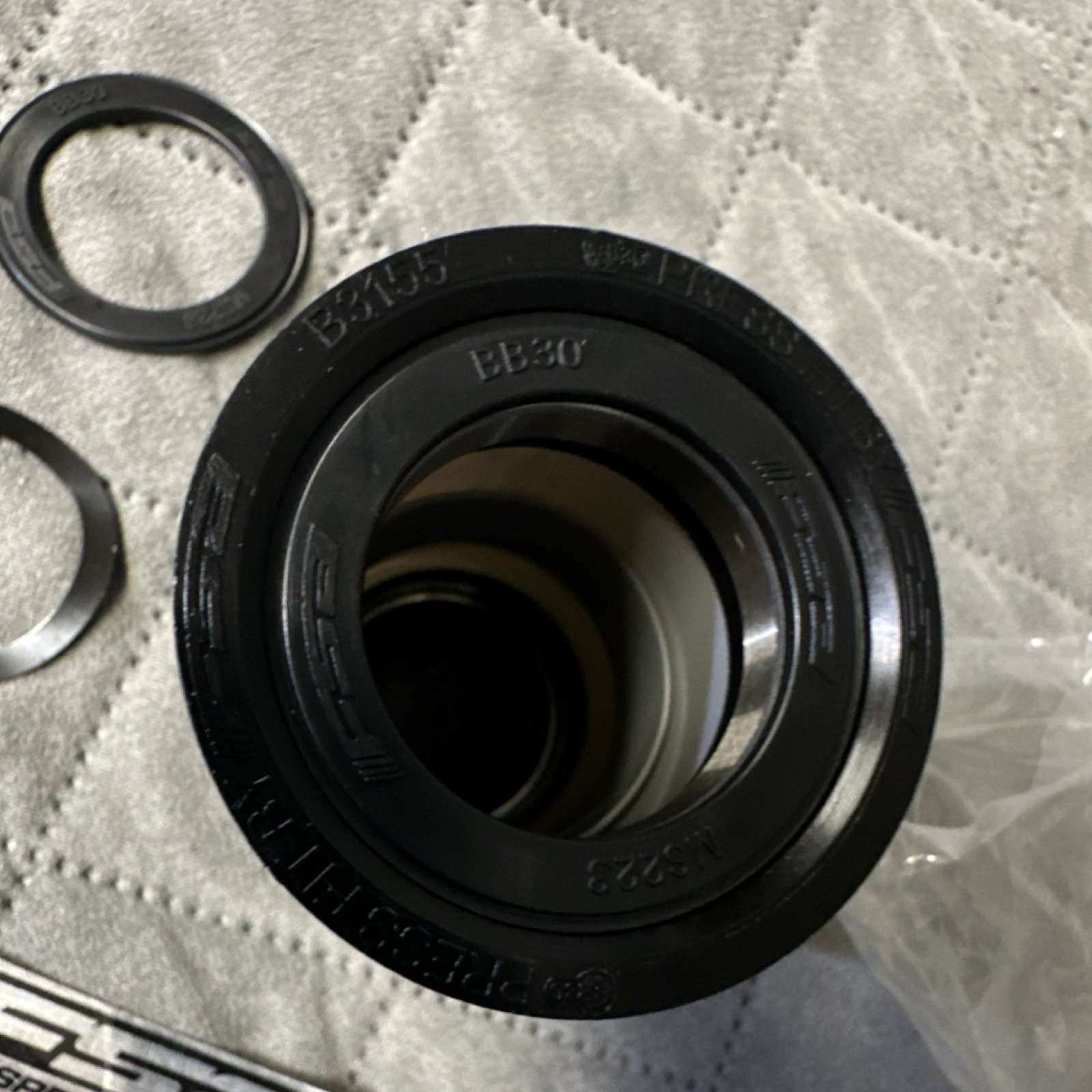 FSA Bottom Bracket ￼press Fit 30BB Road 200-3112 New
