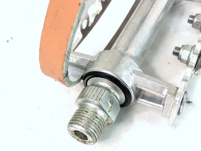 MKS Sylvan Touring Flat Pedals Silver Alloy Road Touring Bike Genuine