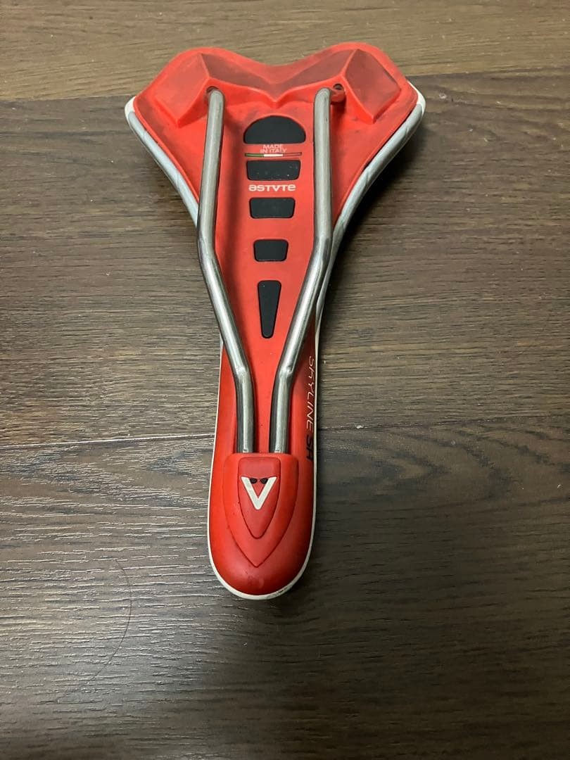 Astute Ti Rail Saddle