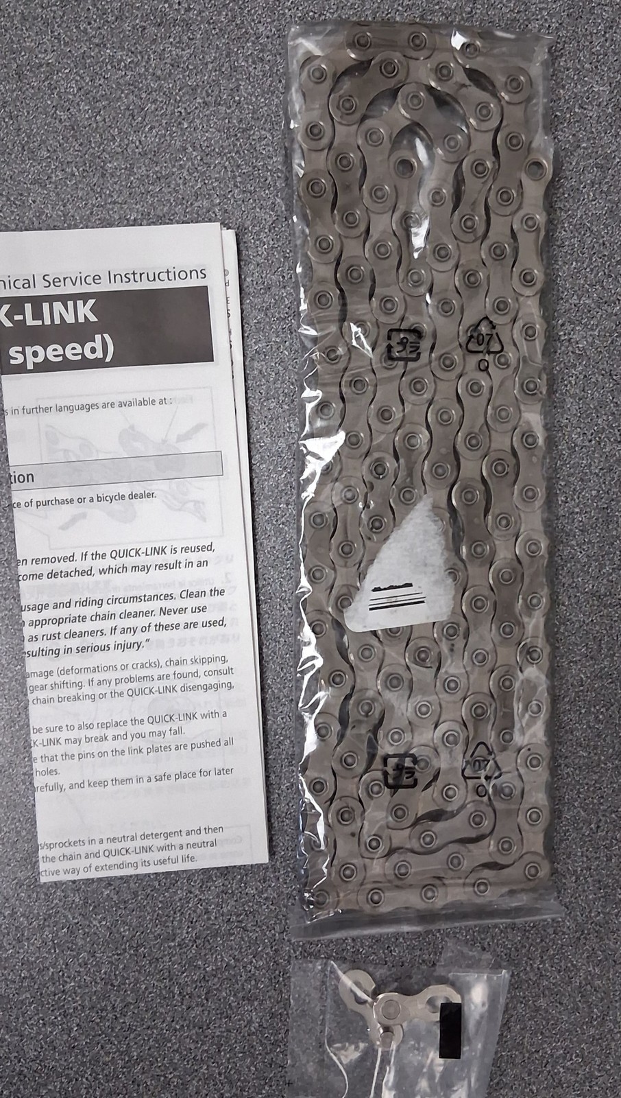Shimano CN-HG701-11 Chain – 11-Speed, 126 Links, Gray