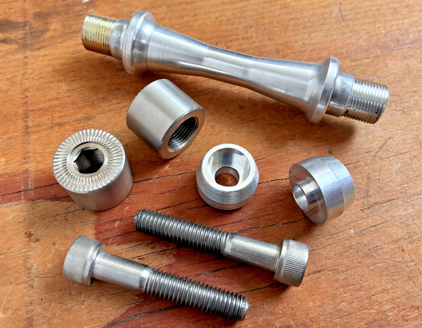 New Level Hub Axle 120 mm w All Hardware for Bolt-On Fixed Gear Hub Made in USA