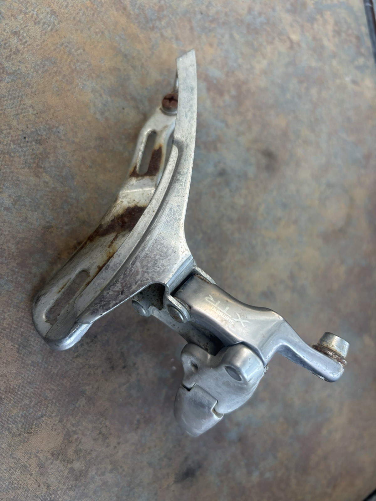 SHIMANO XTR BICYCLE 8 SPEED DUAL PULL 31.8 MM FRONT DERAILLEUR FD-M900