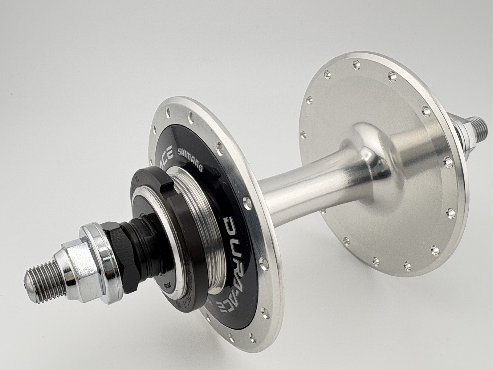 Shimano Dura-Ace Track HB-7600 Double Thread Rear Hub 28H