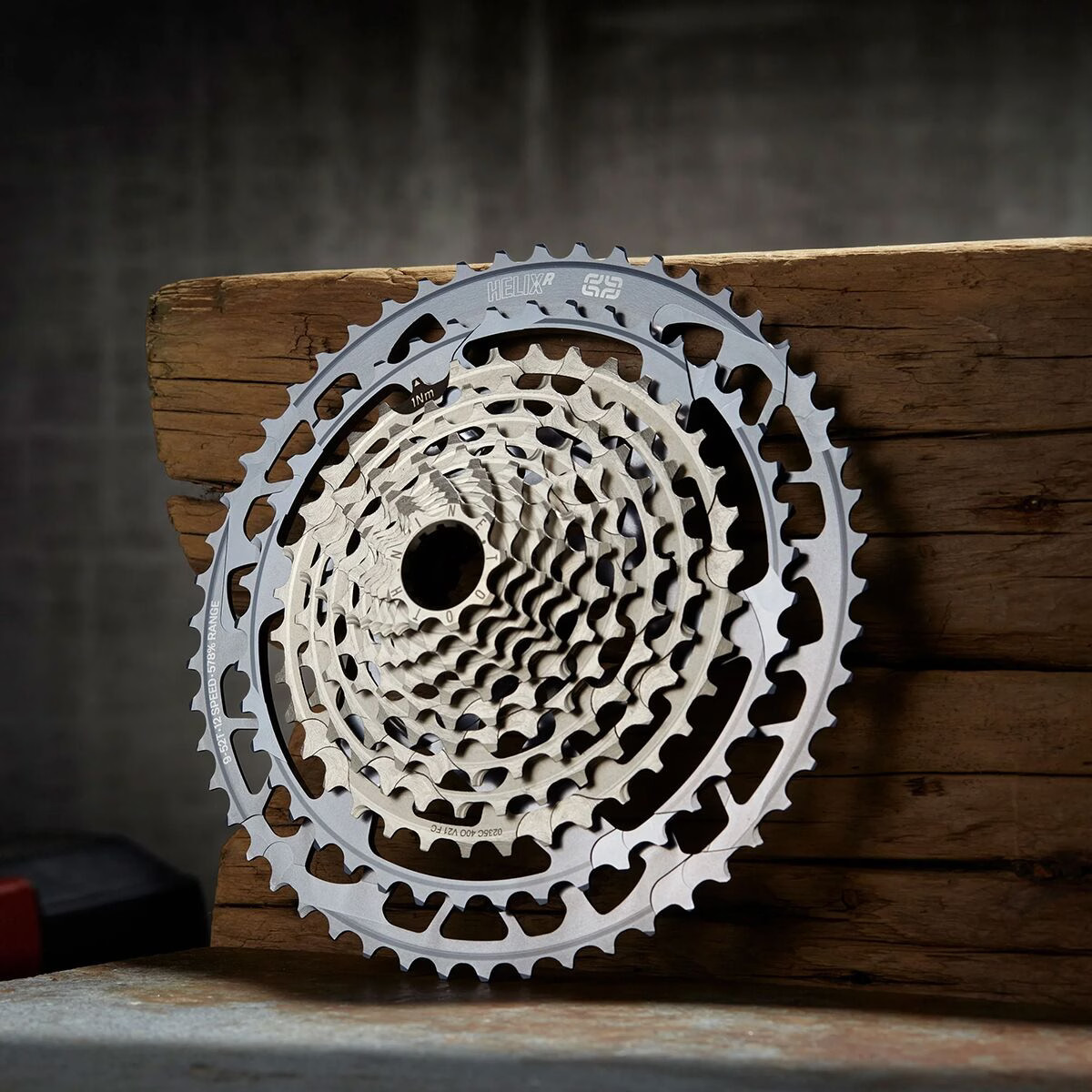 e*thirteen components Helix Race 9-52t 12-Speed Cassette Grey, 9-52t