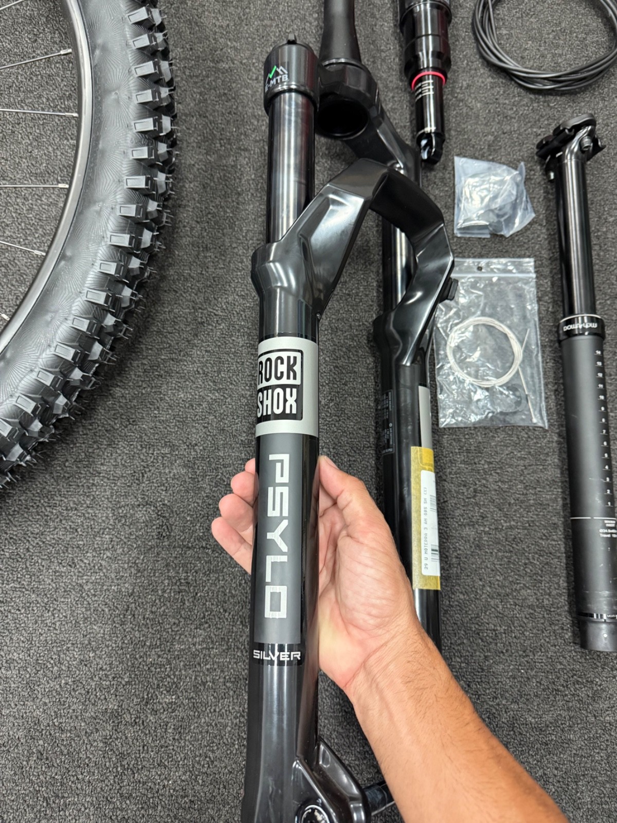 Never used bike parts rockshox,shimano brand new