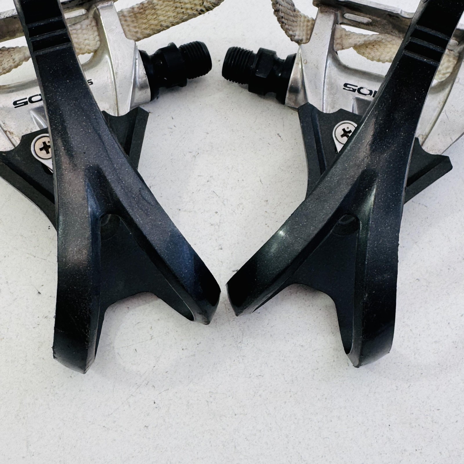 Vintage Shimano 105 PD-1050 Pedals 9/16 Toe Clips Straps Road Bike Japan A81