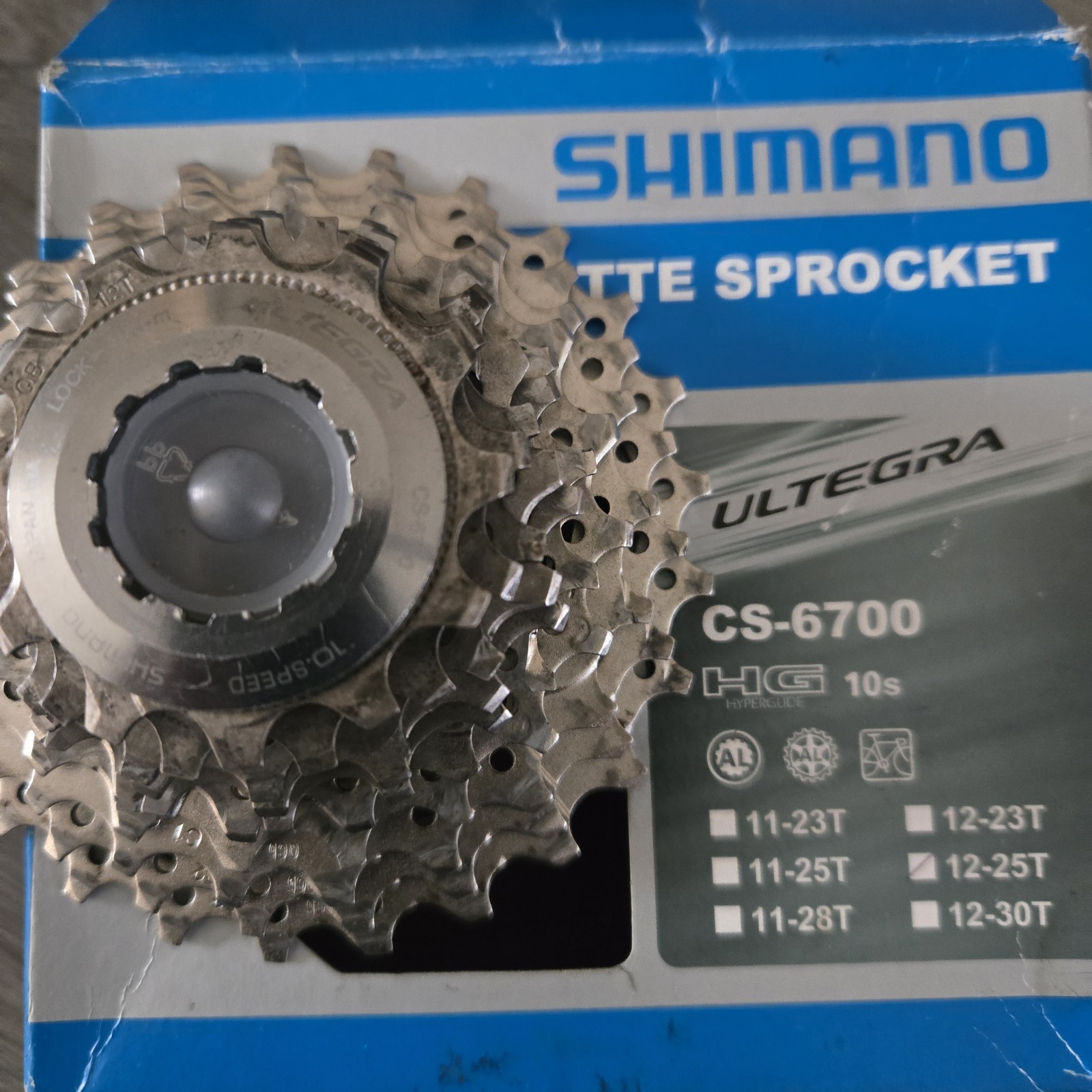 Shimano Ultegra CS-6700 10-Speed Road Bike Cassette Silver, 12-25T