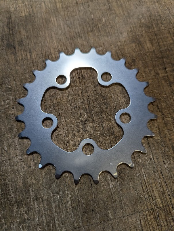 NOS KOOKA 24t 58mm bcd chainring MTB vintage (silver/raw)