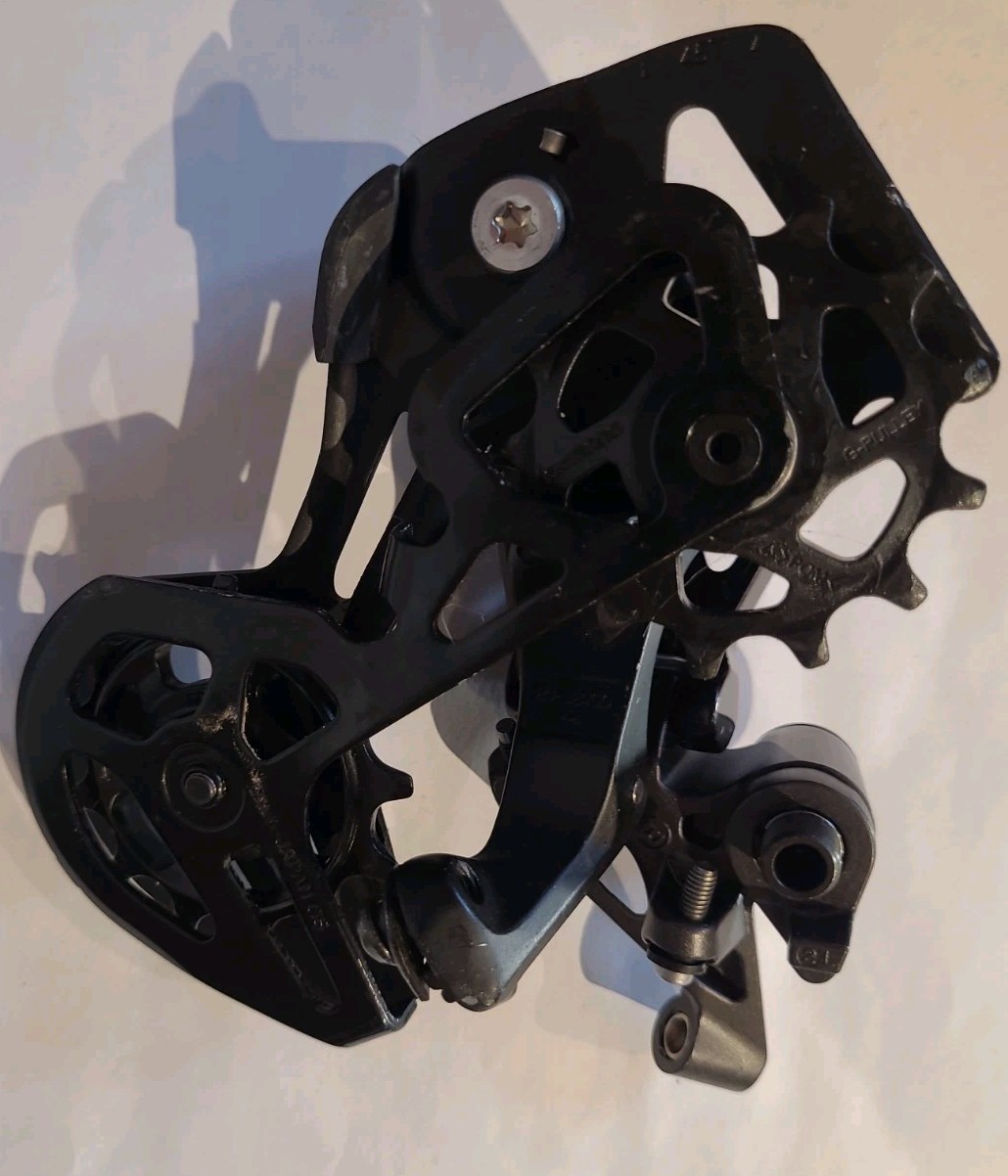 Shimano XT RD-M8100 12-Speed Rear Derailleur – Very Good Condition
