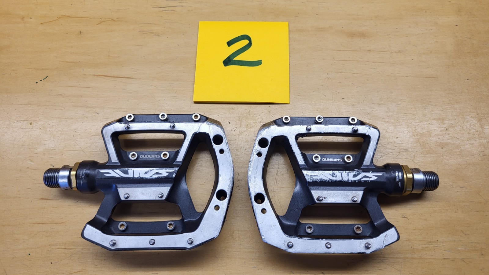 Shimano Saint PD-MX80 Flat Pedals – Platform MTB / Downhill / BMX Pedals Set 2