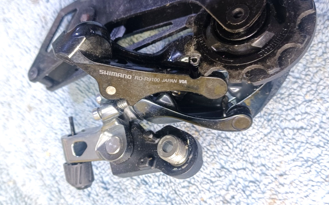 VGC, used, Shimano Dura Ace RD-R9100, 11 Speed, Cable Shift Rear Derailleur