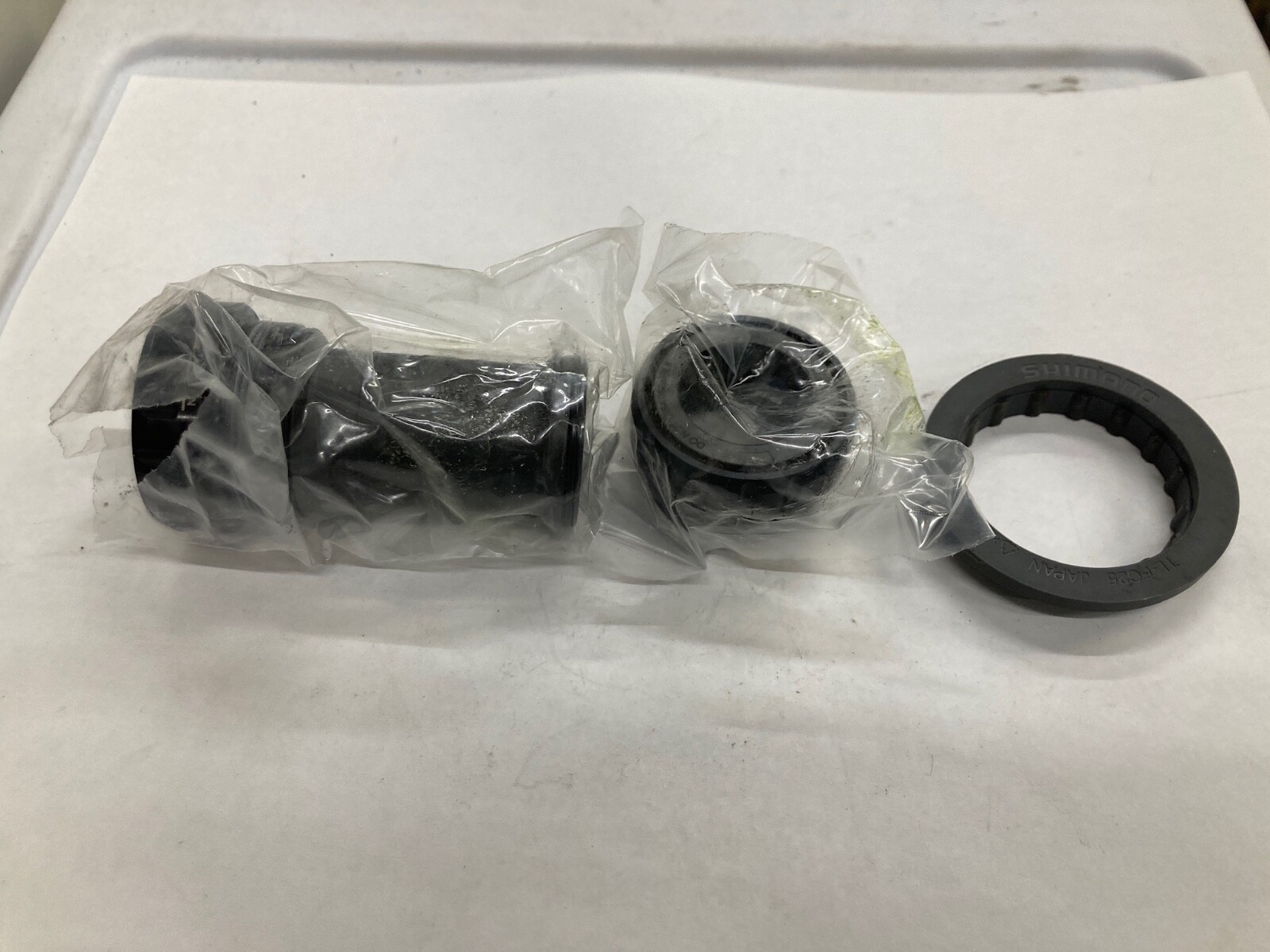 Shimano Road Bike Bottom Bracket SM-BBR60 73mm Hollowtech II