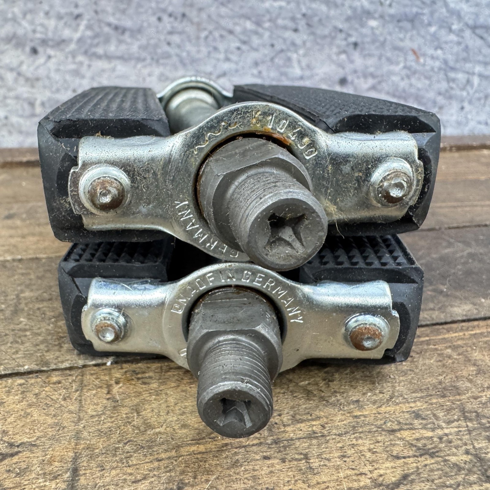 Vintage Schwinn Diamond Tread Reflector Pedals NOS 1/2 Krate Germany Pair