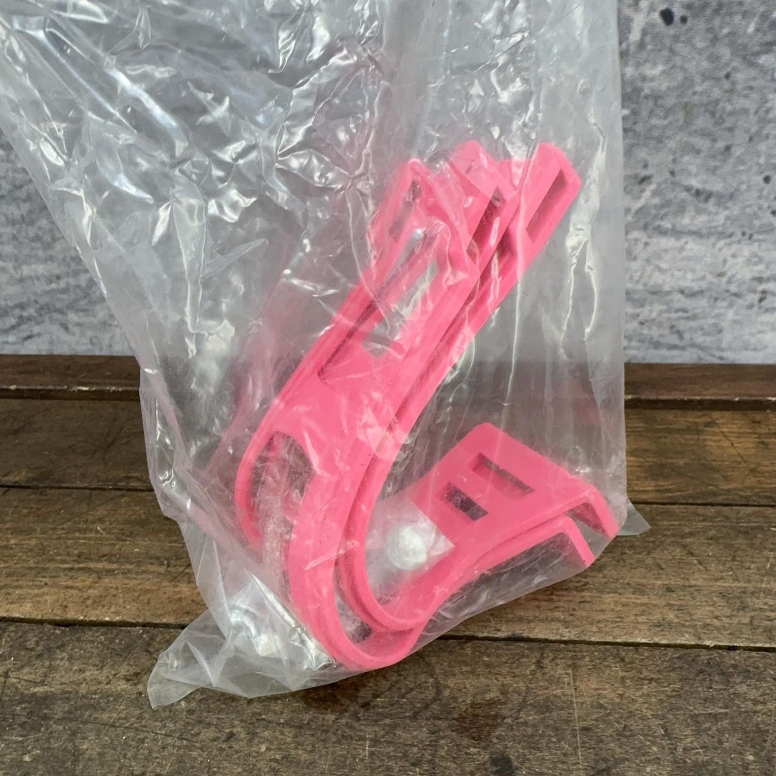 Vintage CatEye Toe Clips Pink Plastic TC-200 Japan NOS Road Bike Pair Set