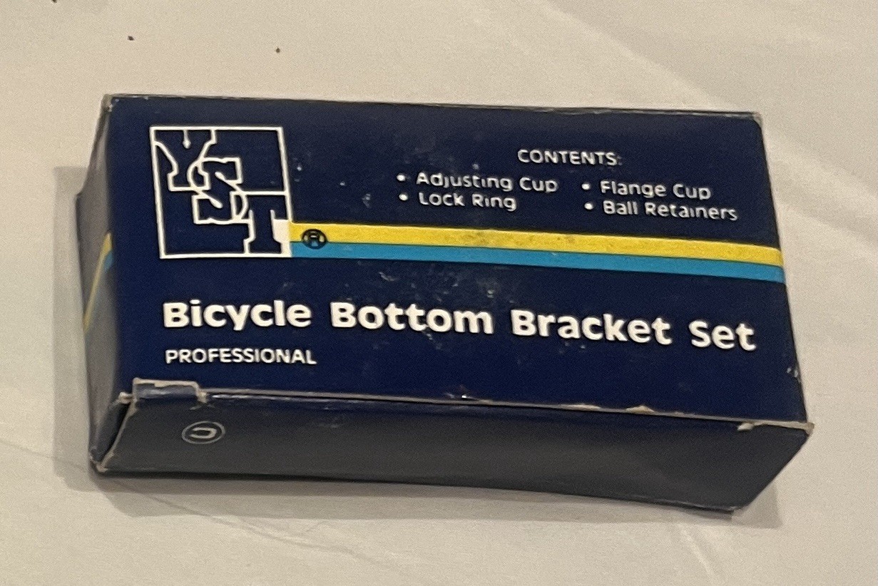 YST Bicycle Bottom Bracket Kit Vintage BMX Adjusting Cup/ Flange Cup/Lock Ring
