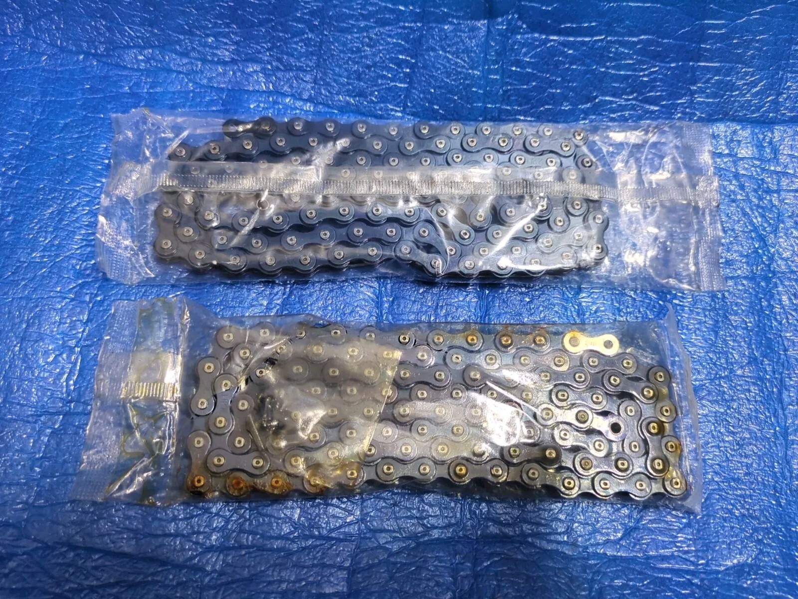 Never Used HKK Vertex Blue 106links 1/8″ Chain 2pcs
