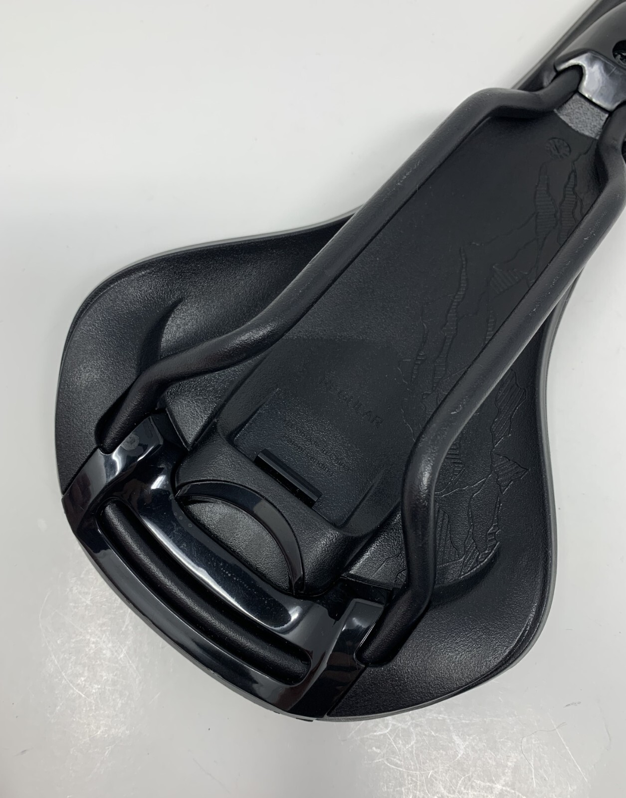 Fizik Taiga Regular Saddle New Take Off