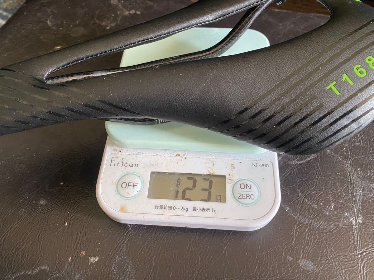 T168 Carbon Saddle Road MTB Lightweight 123g Green Text Used