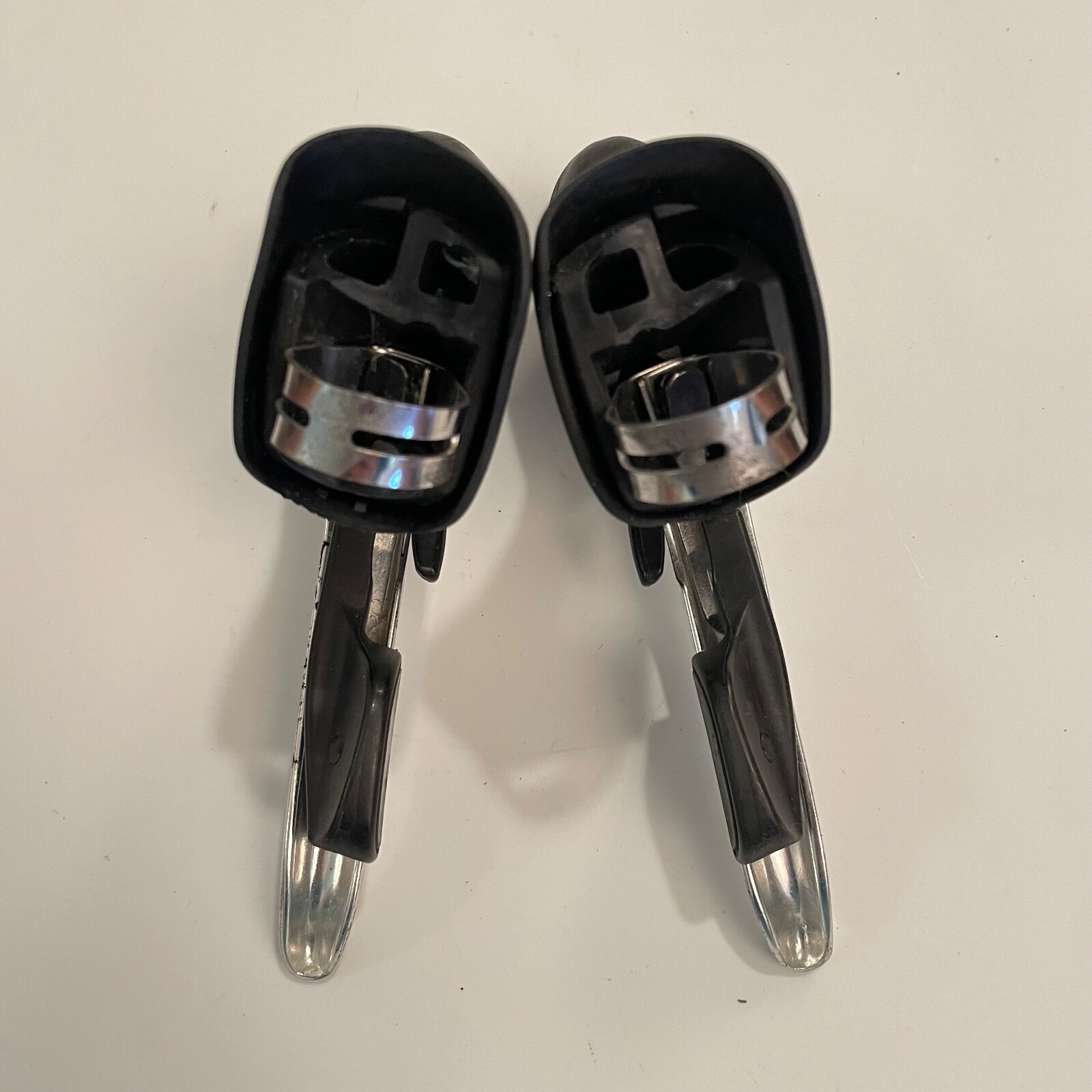 MicroShift R9 Dual Control Shift/Brake Levers Set – 3 x 9 Speed Shimano