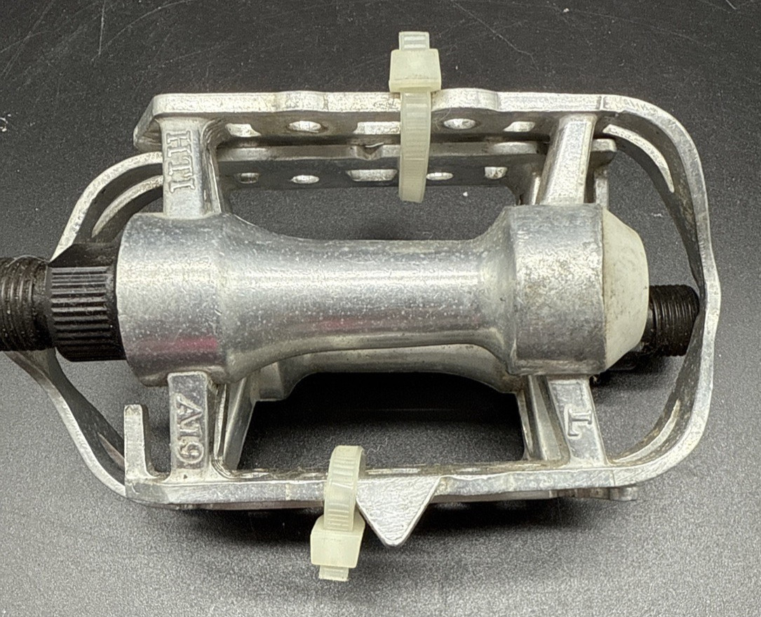 Vintage HTI A19 Road Bike Platform Pedals Bike 9/16″ Silver Aluminum