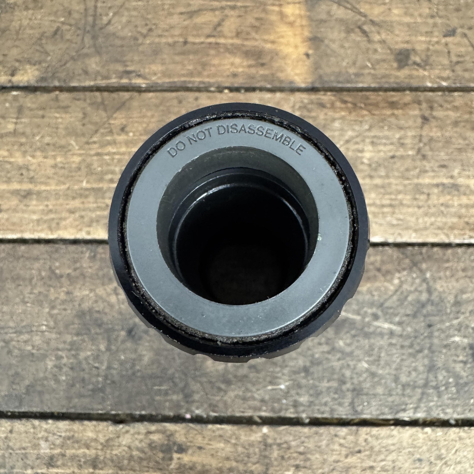 Shimano Bottom Bracket SM-BBR60 68mm BSA 1.37×24 Road Hollowtech II Black