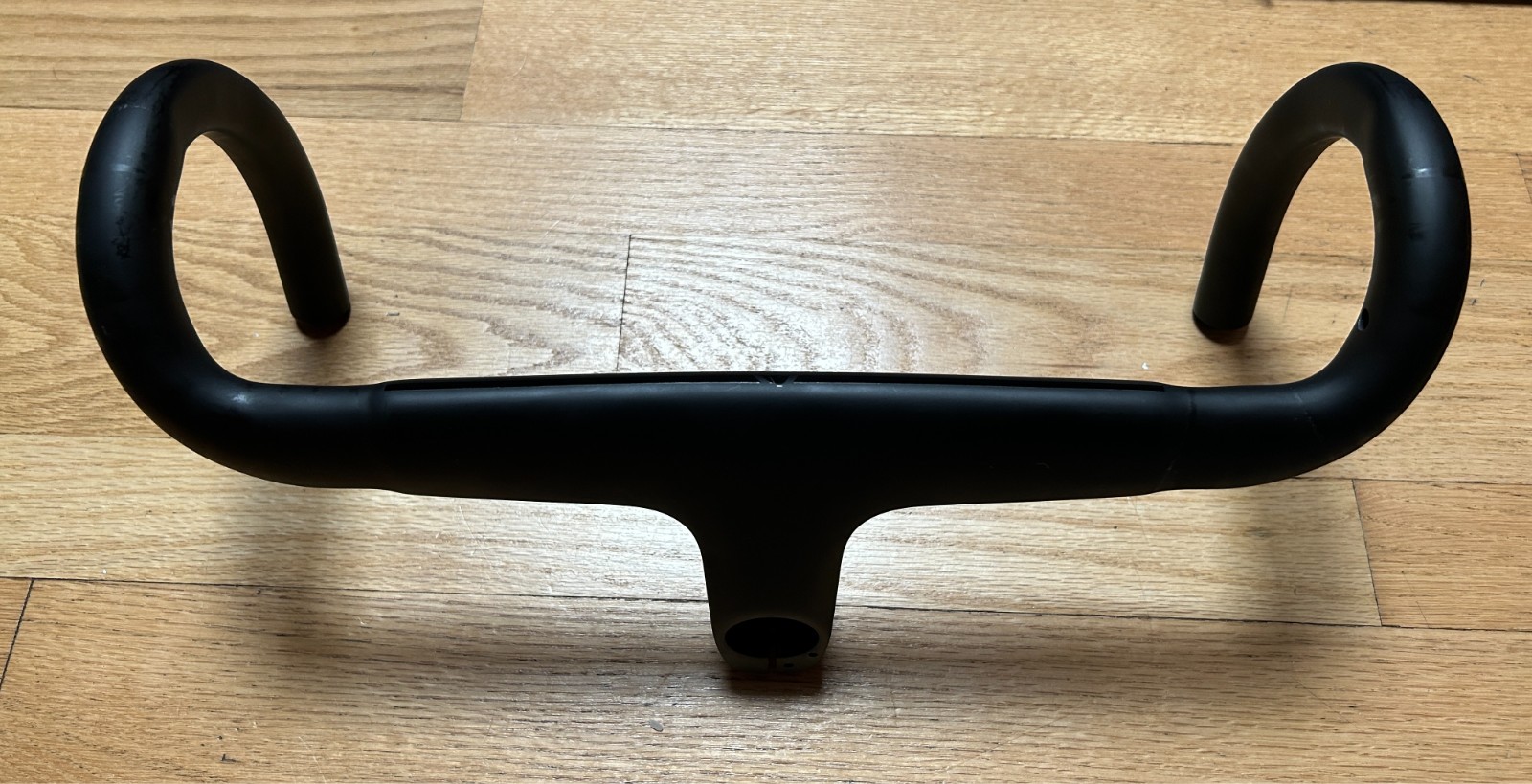 Canyon CP0030 AeroCockpit CF – 80mm Length / 370mm Width