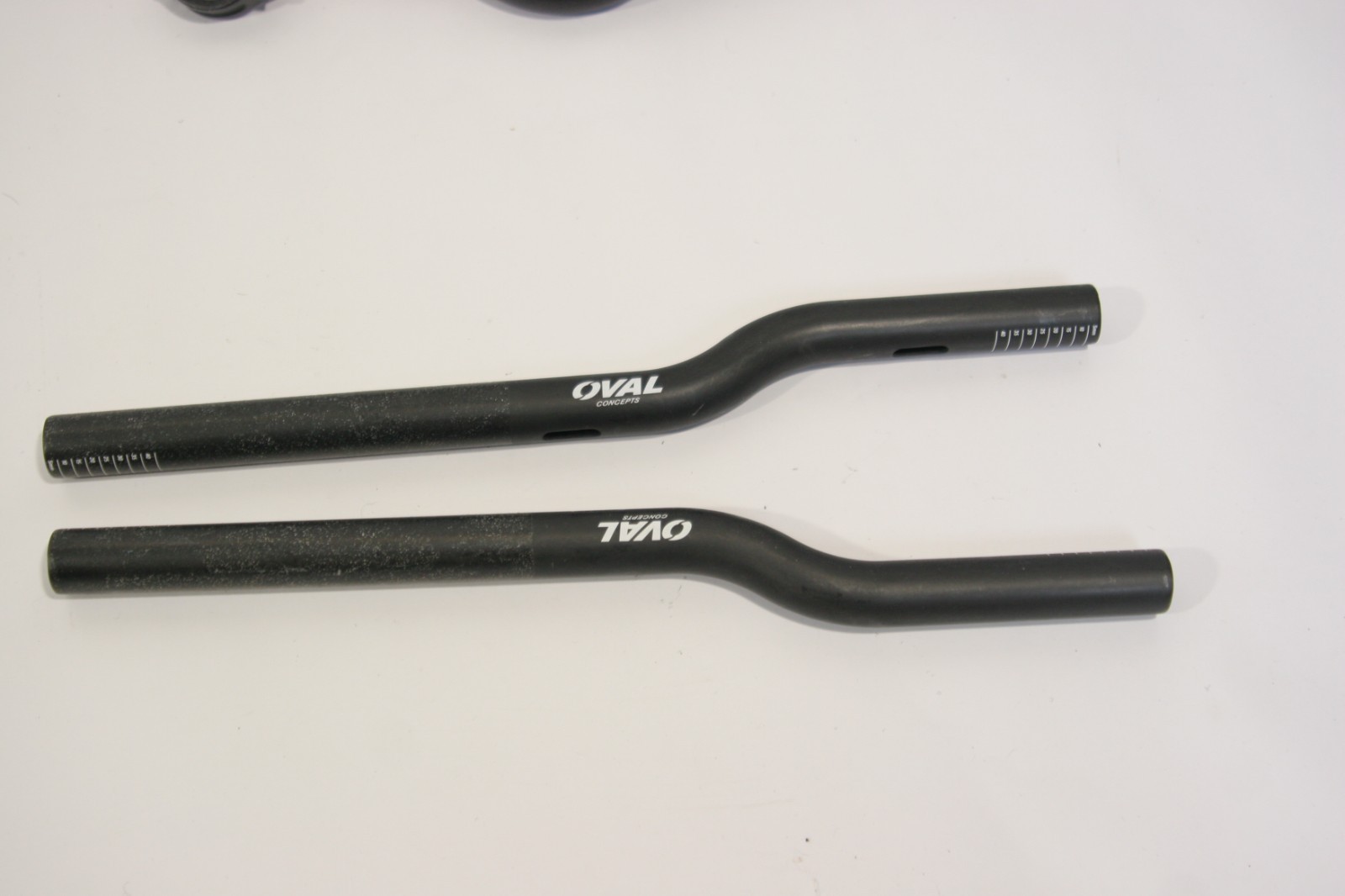 Oval Concepts Pair of 950 Carbon Aero Bar Extensions S bend 22.2 x 370mm SE