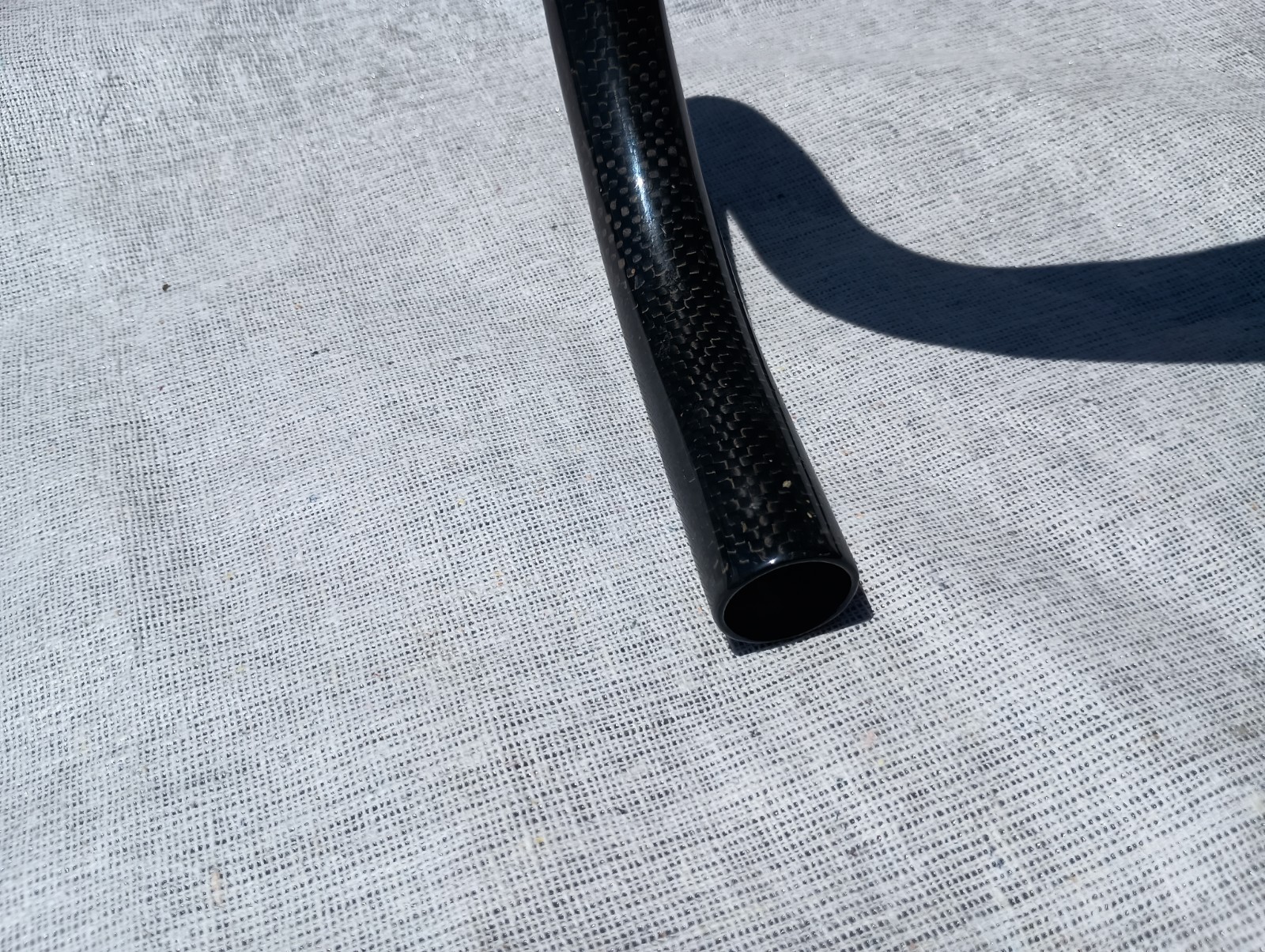 Bontrager Blade Race X Lite Carbon Drop Bar Handlebar 40cm, 31.8mm Black Red