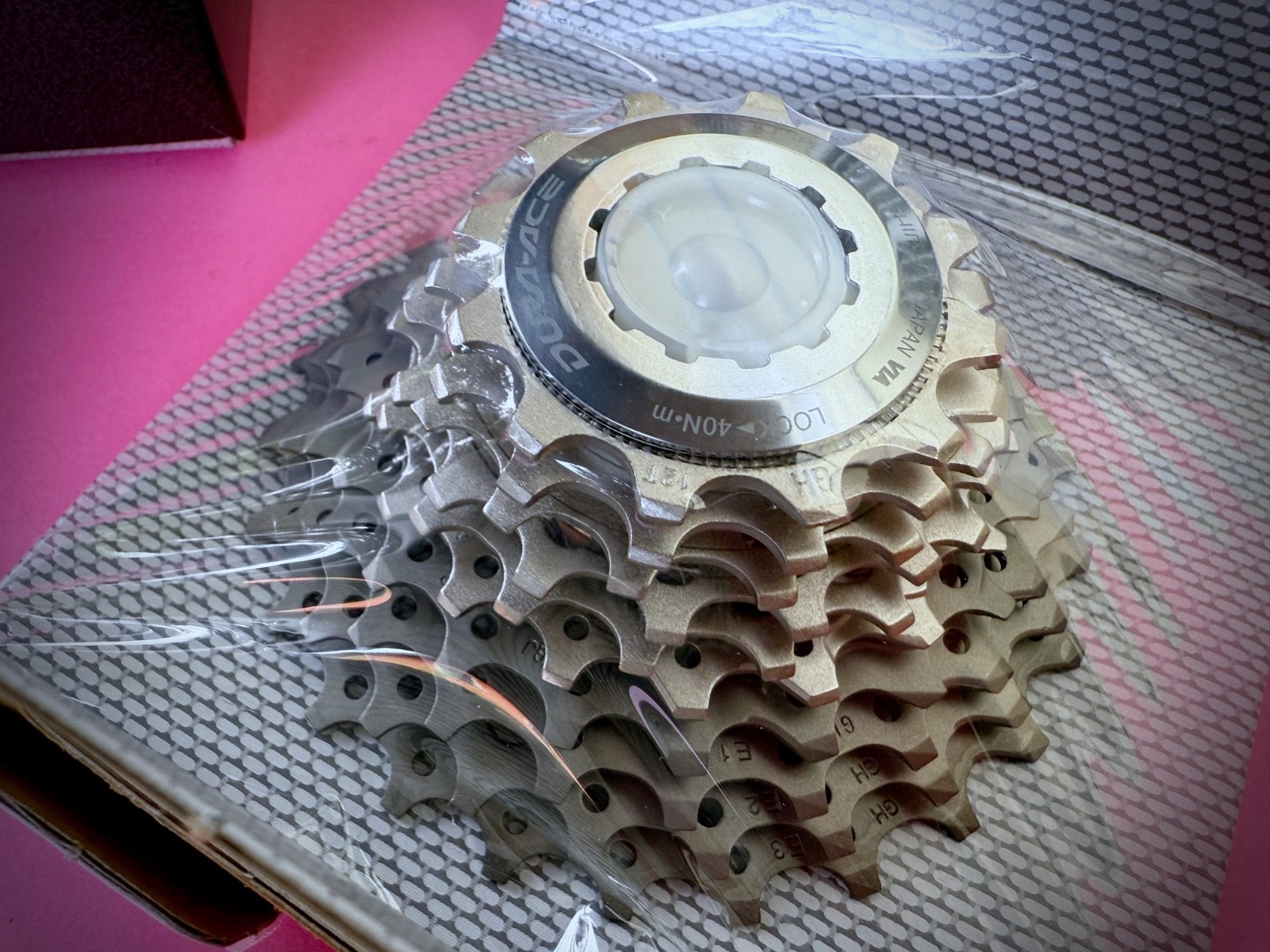 SHIMANO HARD SPROCKET CASSETTES ACE CS-7900 12-25t ALU-TITANIUM NEW IN BOX NOS 10s