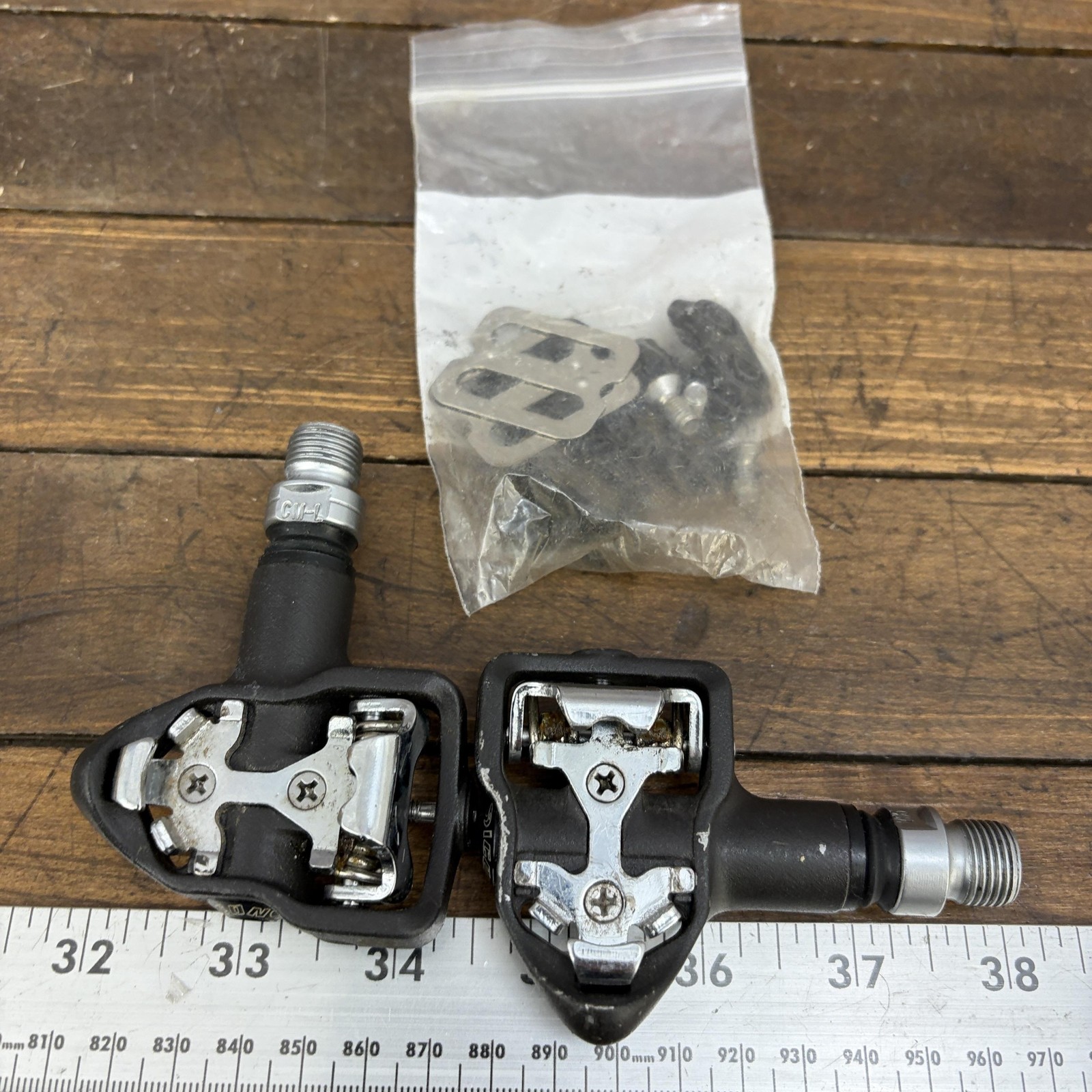 Icon Clipless MTB Bike Pedals 9/16 Black Pair 340g Gravel Cyclocross