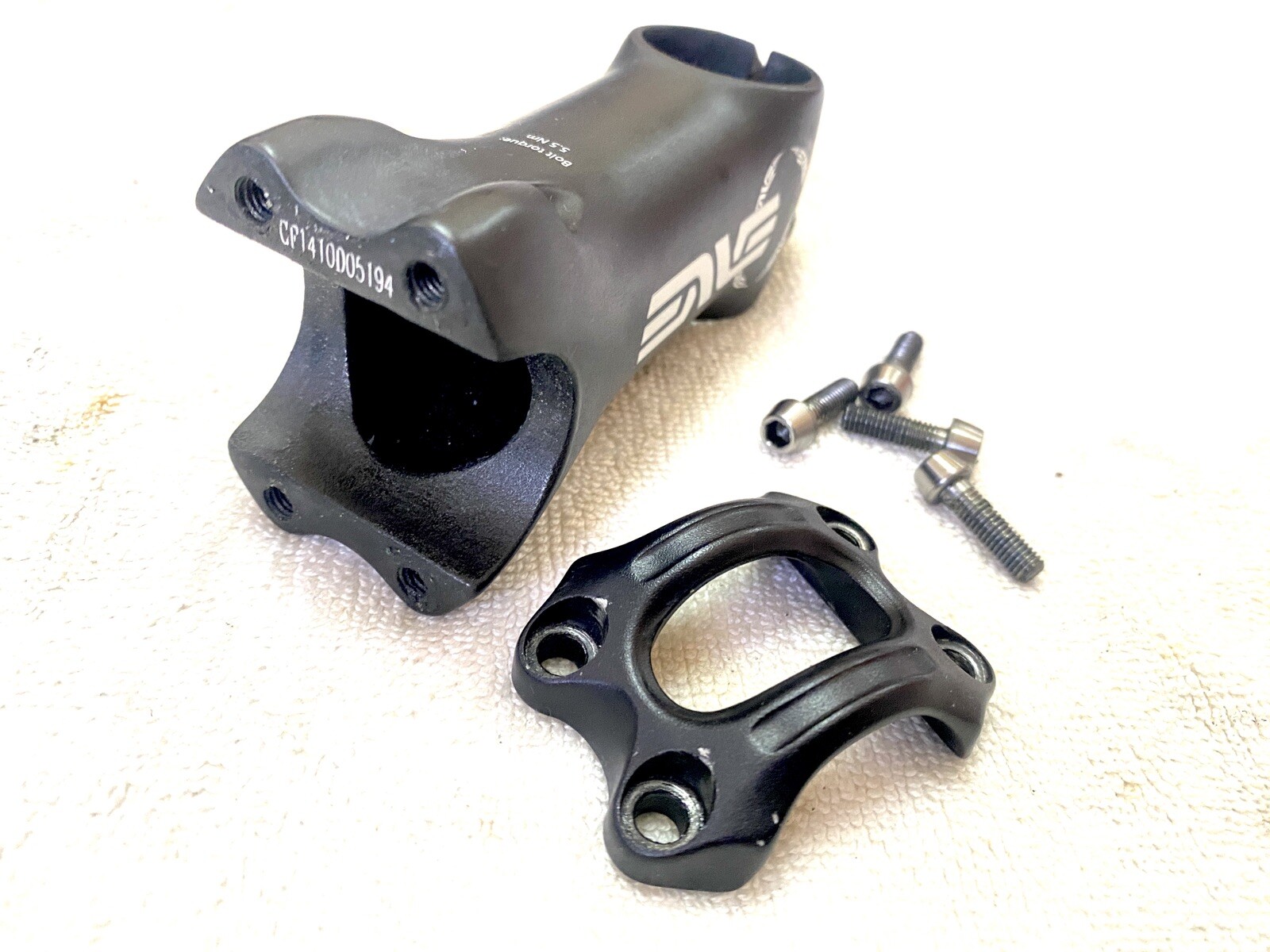 ENVE Stem Black – 90 mm 31.8 Clamp +/-6 Deg 1-1/8″ UD Carbon White Logo