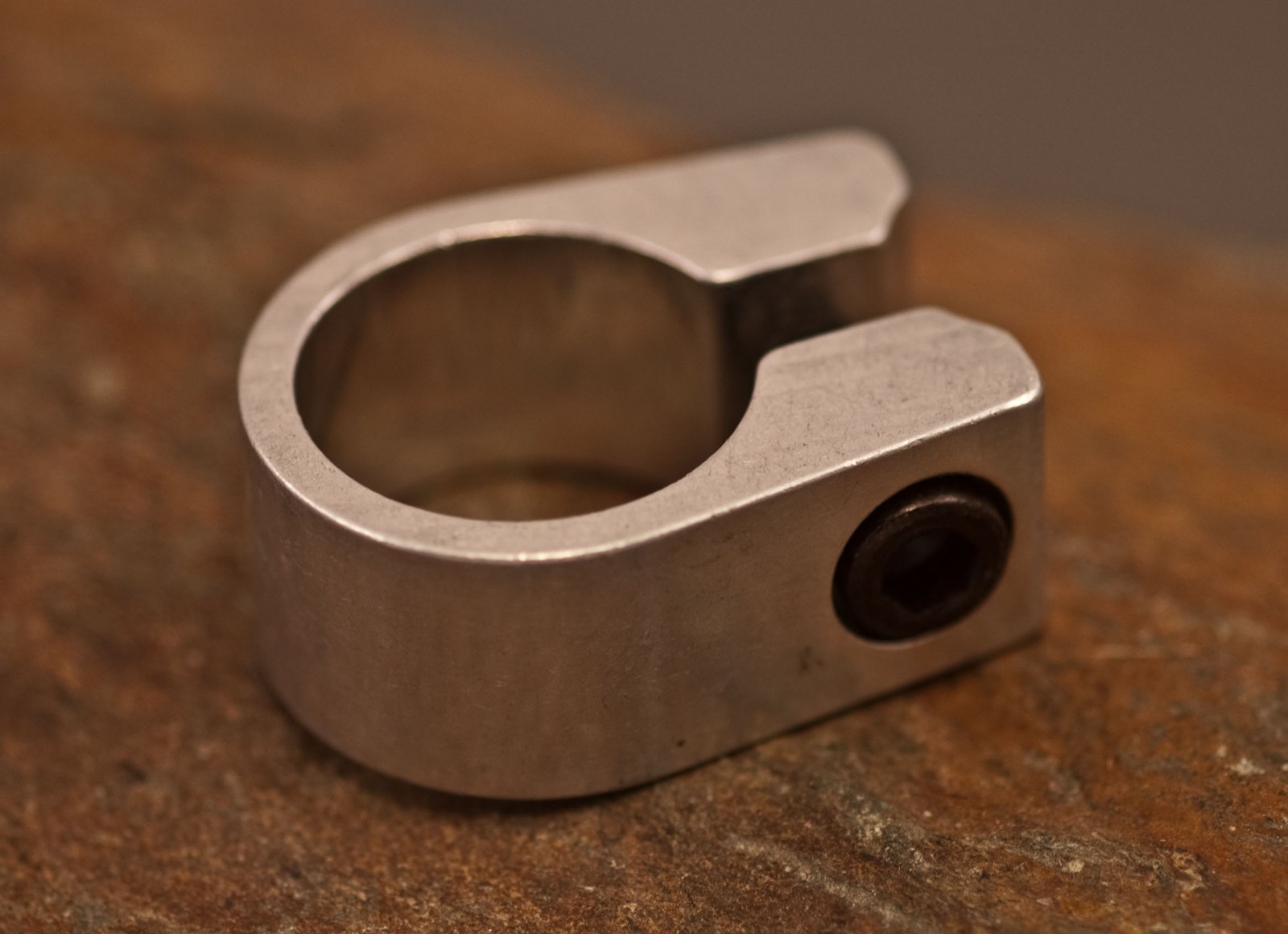Vintage BMX REDLINE 28.6 mm Seatpost Clamp Collar, Silver (RL340, RL440)