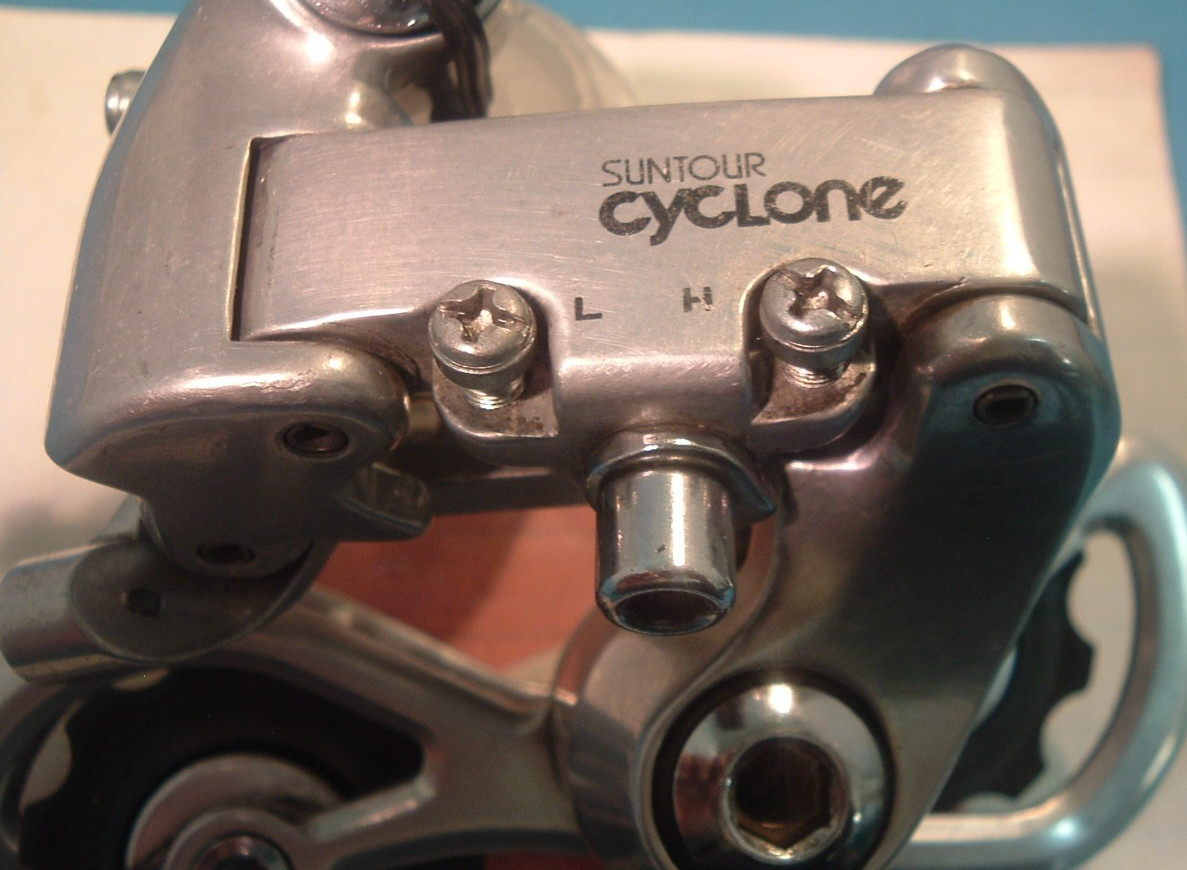 SunTour Cyclone RD-6000 Road Rear Derailleur – 2×5/6/7-Speed- VGC-28T+