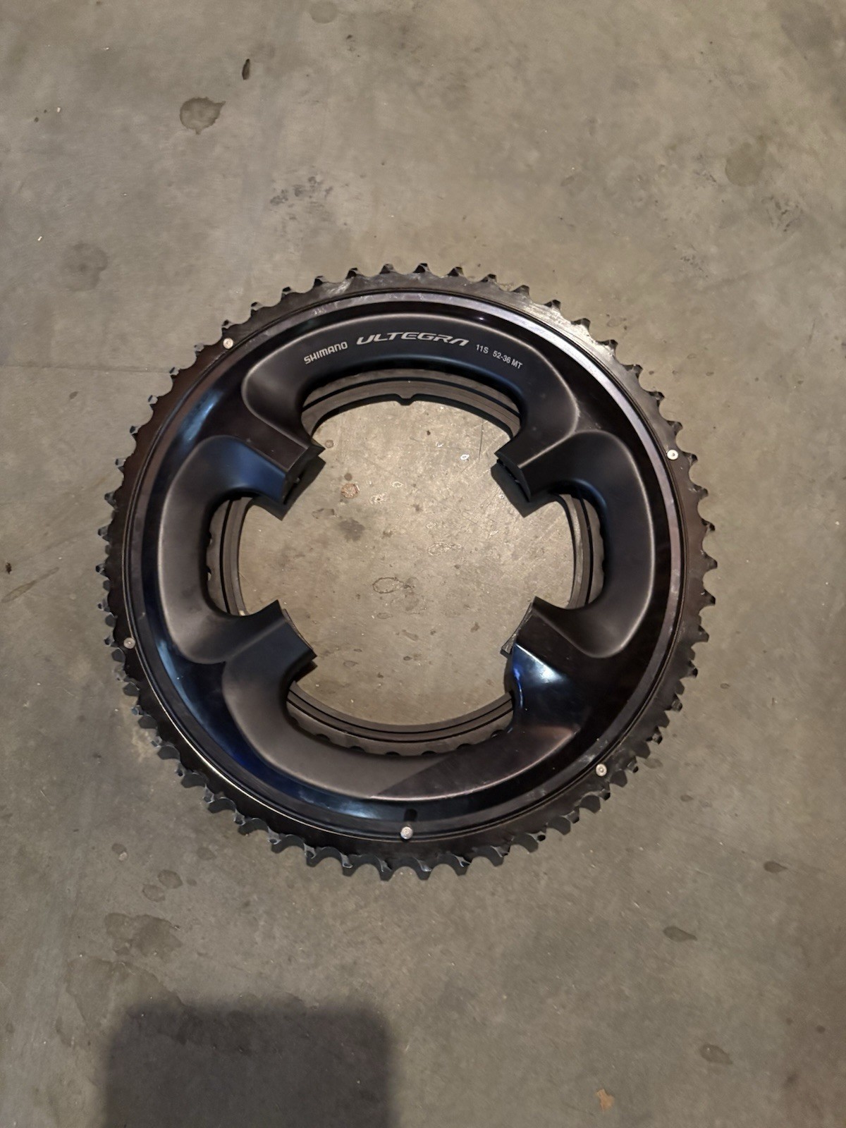 Used Shimano Ultegra R8000 11 Speed Set of Chainrings 52/36T