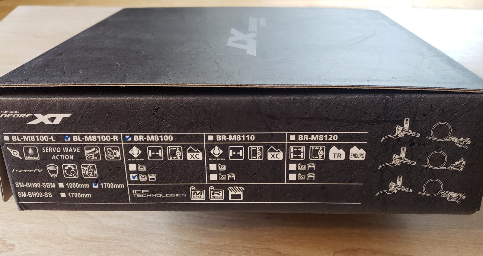 NEW! Shimano DEORE XT BL-M8100/BR-M8100 Disc Brake Lever Rear 2-Piston.
