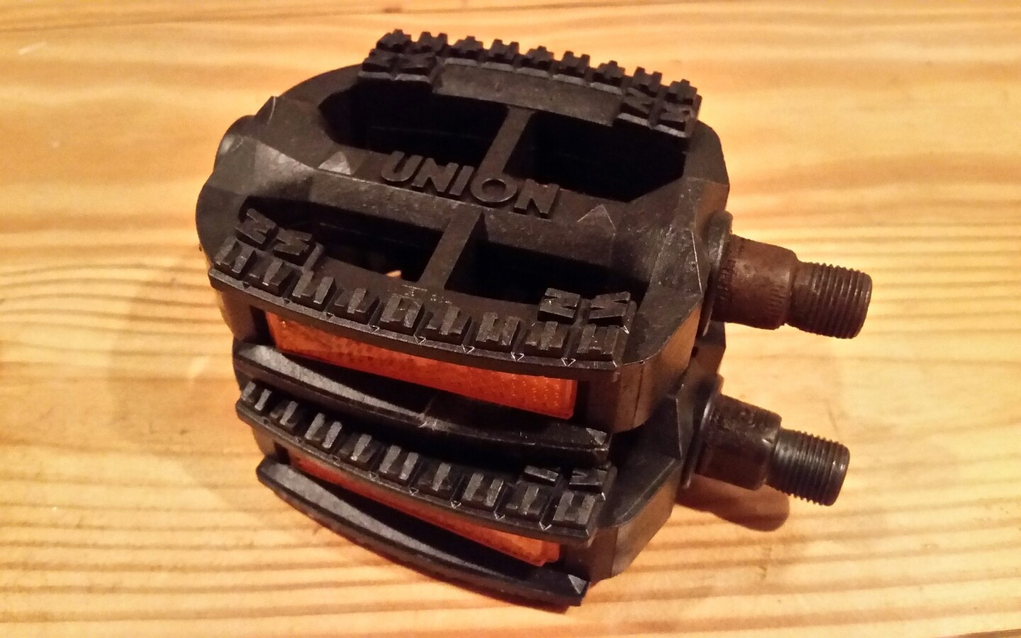 NOS Union 9/16″ W. Germany Pedals Vtg Resin MTB K10 490 IB314