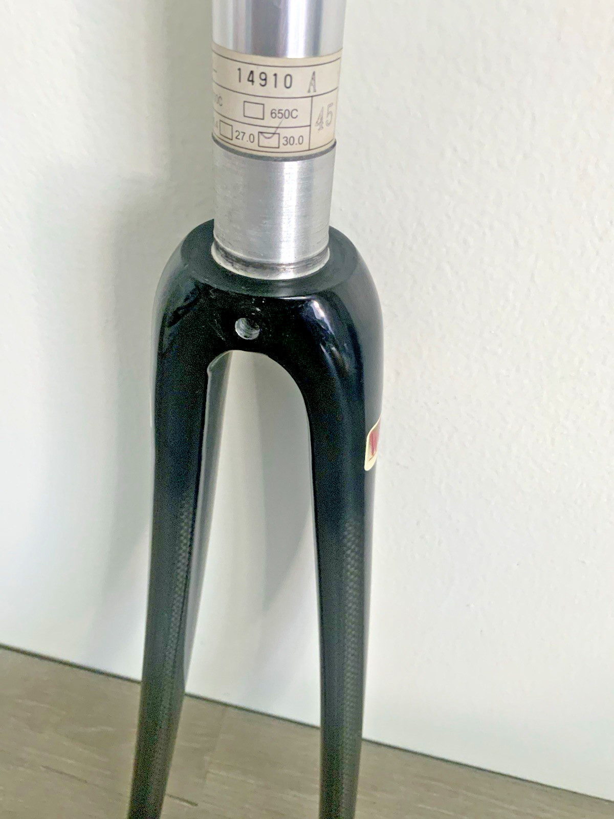 WEYLESS CARBON FORK 700C THREADLESS 1 1/8 542 GRAMS 258 MM STEERER