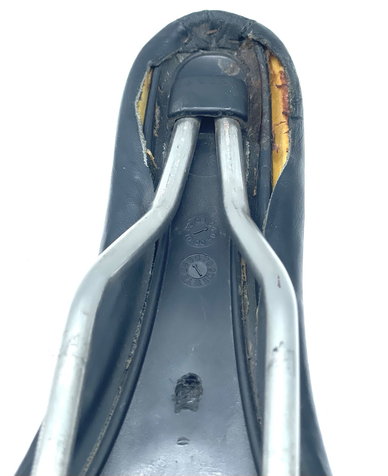 Selle Italia SLR Carbon Fiber Road / Triathlon Saddle