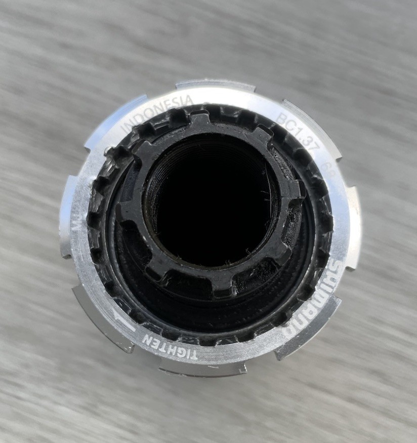 SHIMANO 105 BOTTOM BRACKET OCTALINK VOL 1 5500 BRITISH 68-109 DOUBLE APPEARS NEW