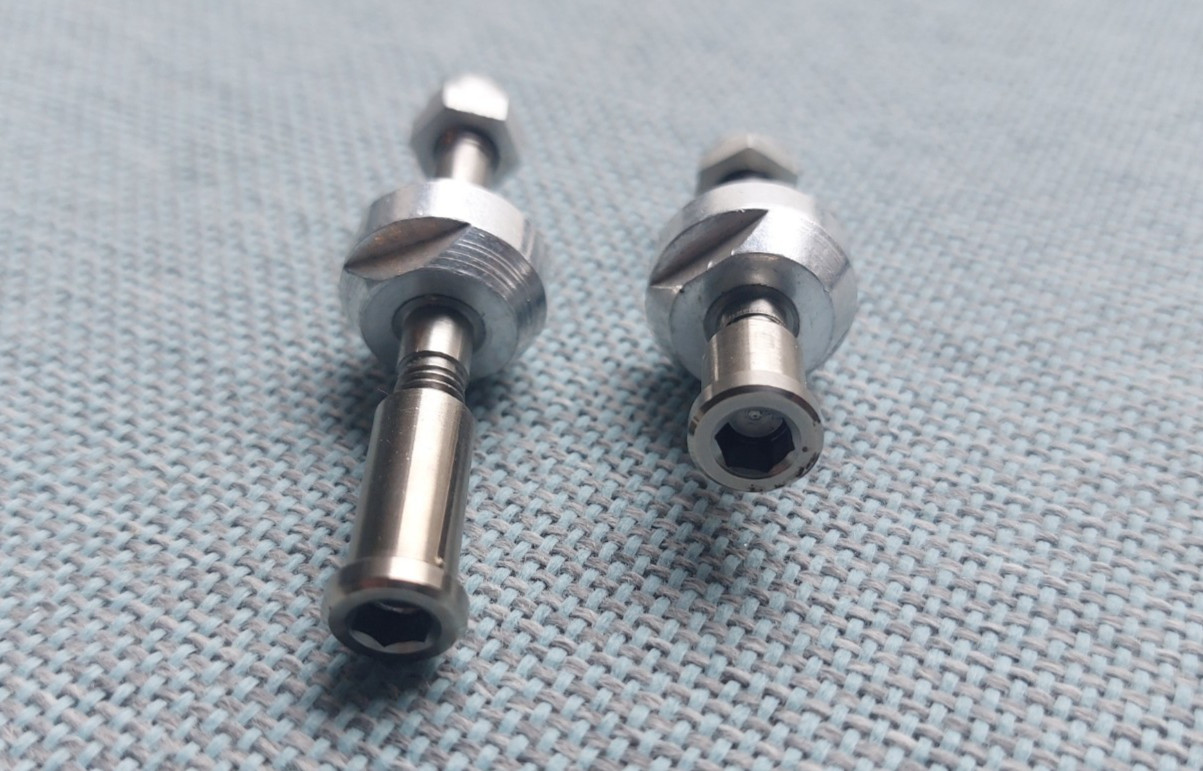 F.T. FT BOLOGNA FRONT & REAR BRAKE CENTER BOLTS FOR VINTAGE CAMPI BRAKES, NOS