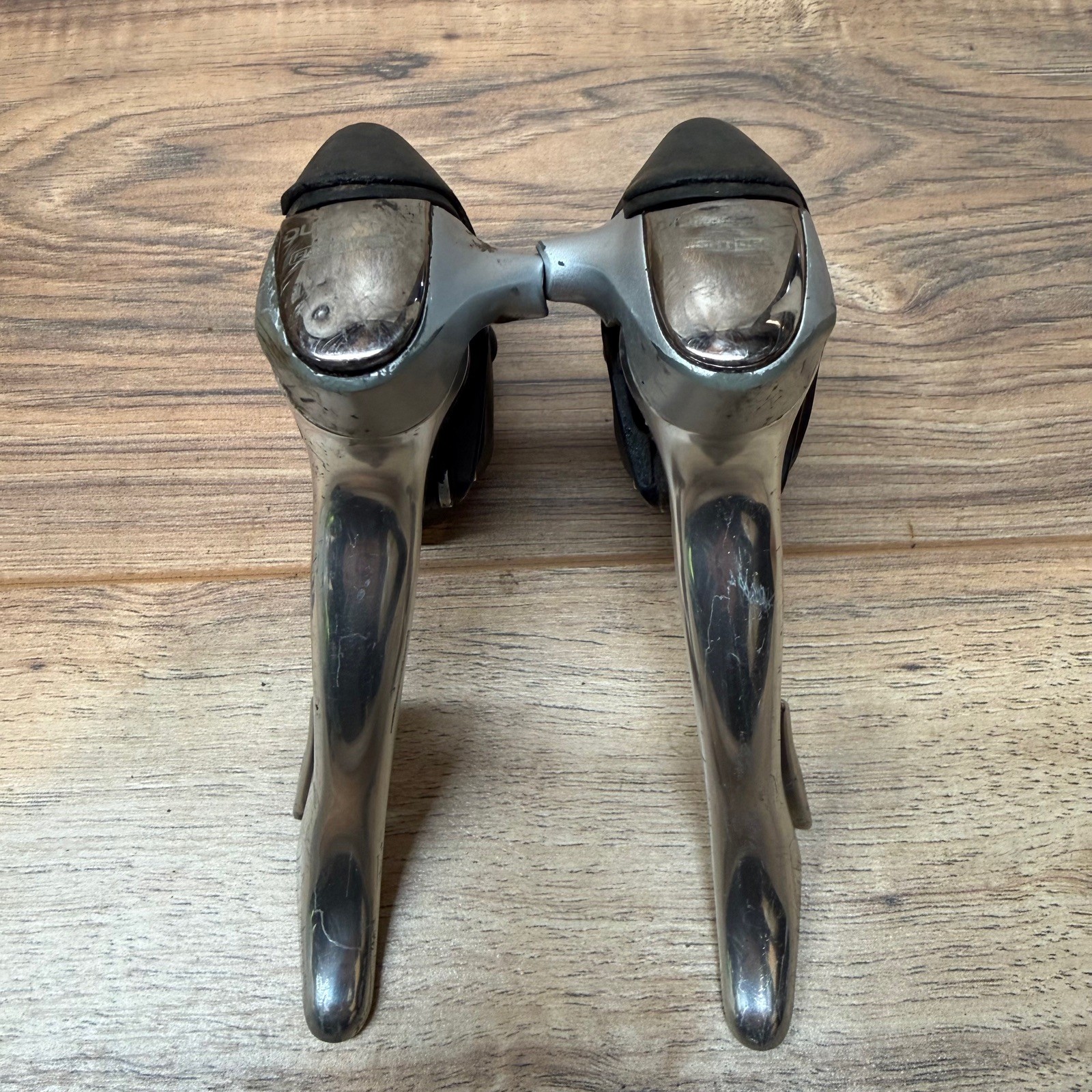 Shimano Dura-Ace ST-7700-C 2 x 9 STI Shifters STI