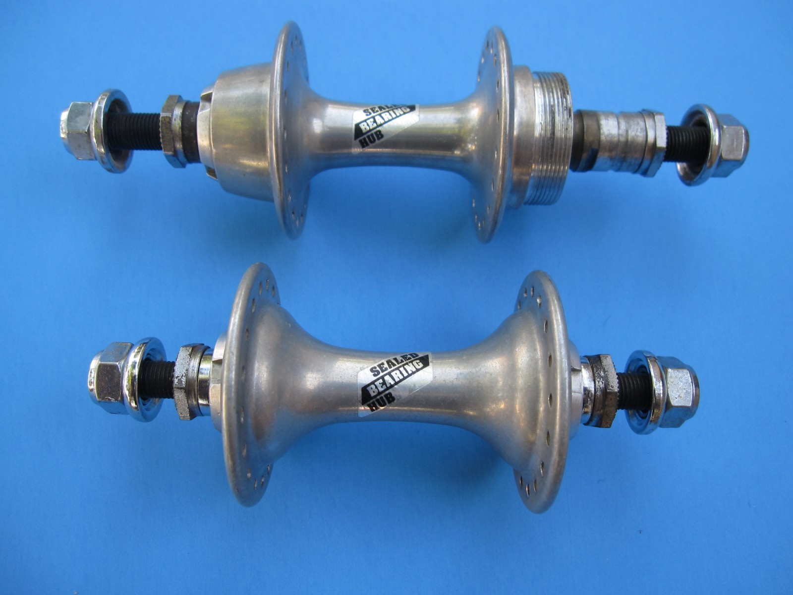 vintage Suntour Sealed Bearing hubs, 36-hole, nutted, 100/130mm spacing, 1980s