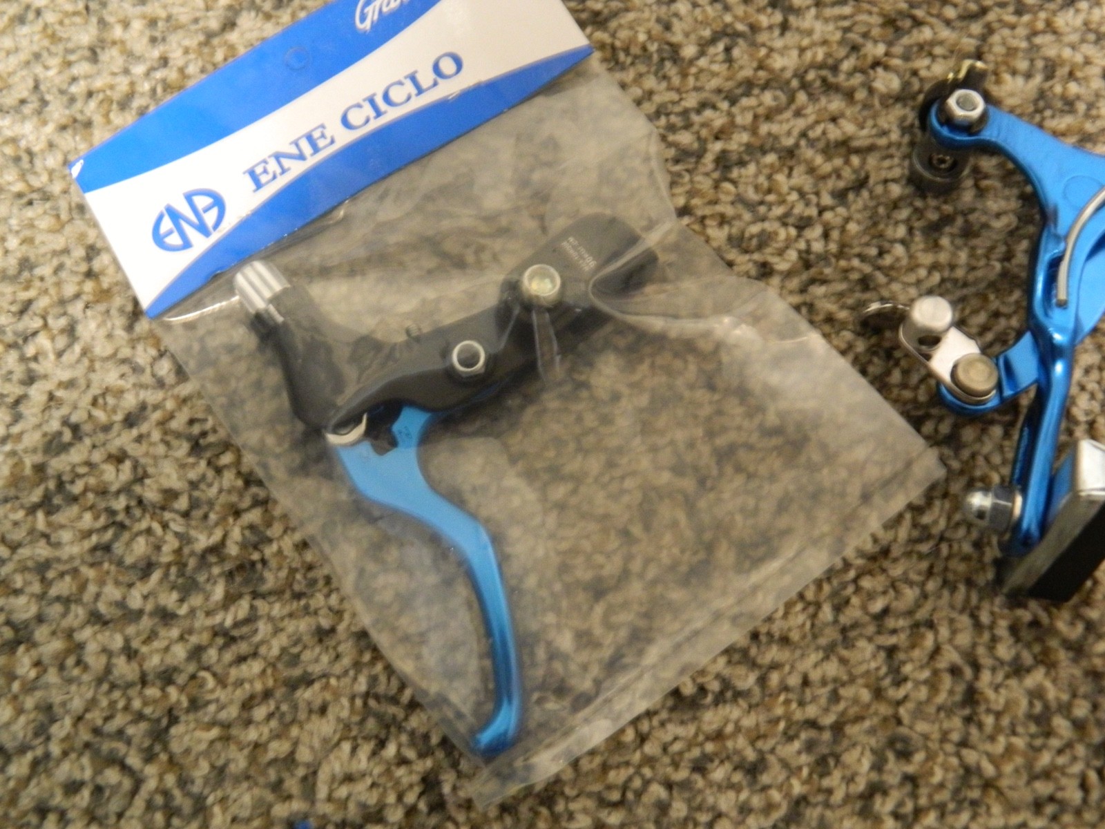 Dia-Compe REAR 883 Nippon BMX brake caliper with right hand brake lever blue